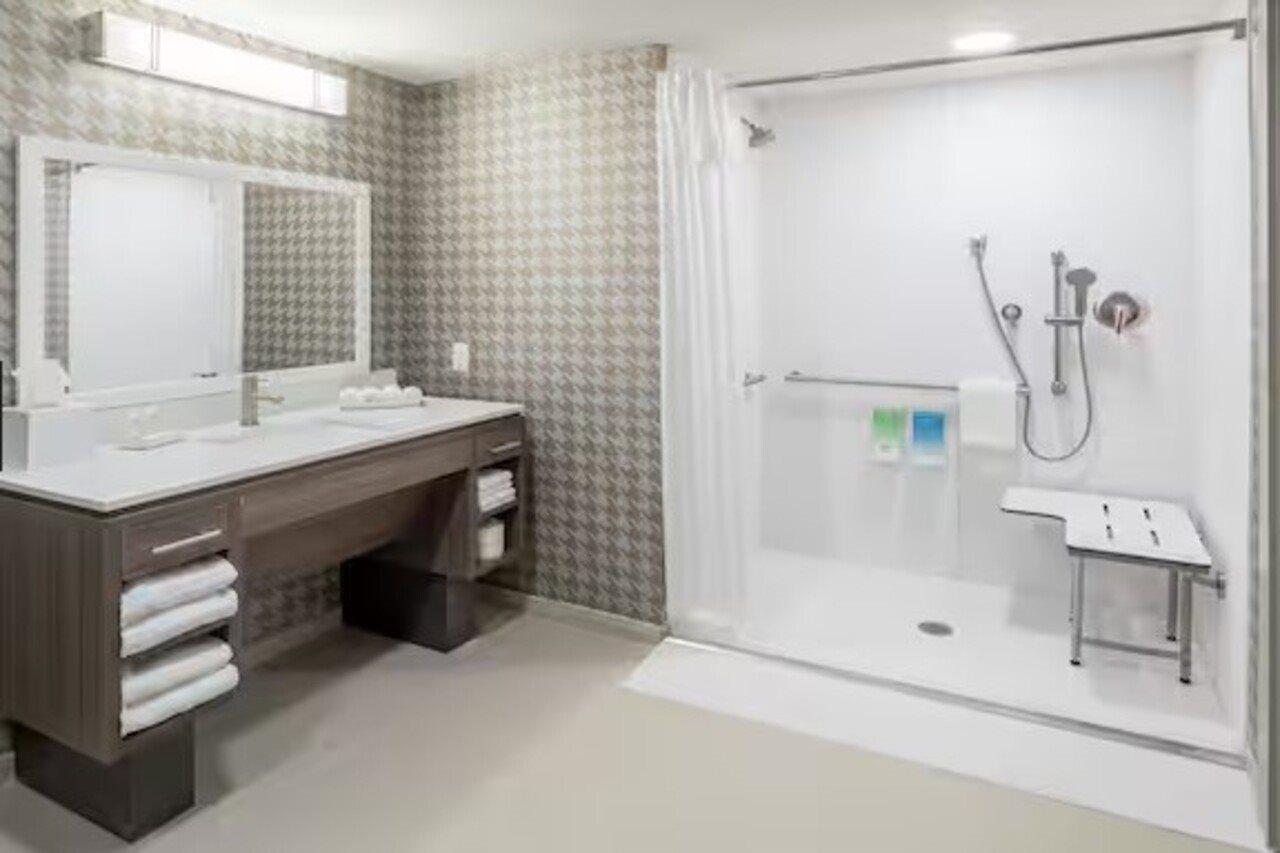 Home2 Suites By Hilton Jacksonville Airport Εξωτερικό φωτογραφία