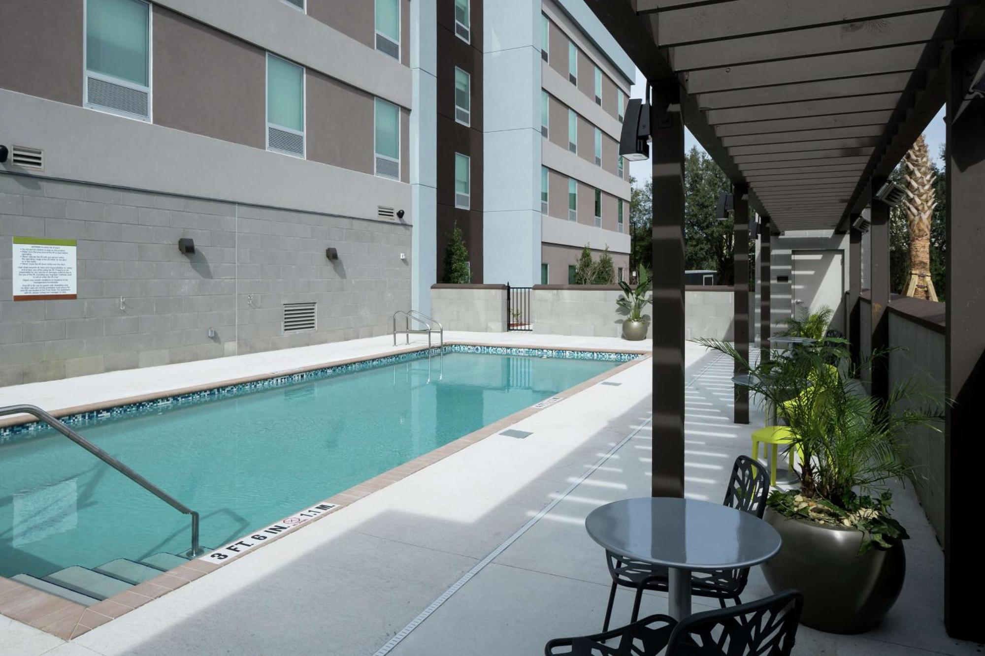 Home2 Suites By Hilton Jacksonville Airport Εξωτερικό φωτογραφία